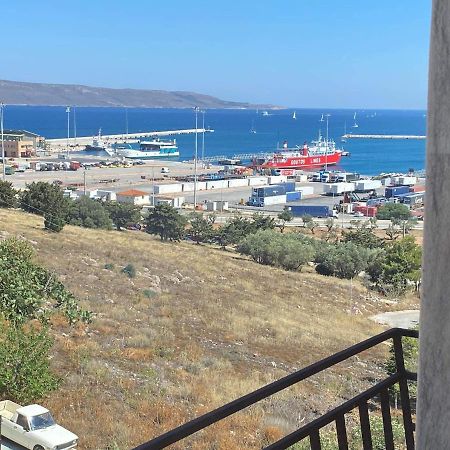 Lavrio 1Bdr Penthouse 7 Min On Foot From The Port Apartment ภายนอก รูปภาพ