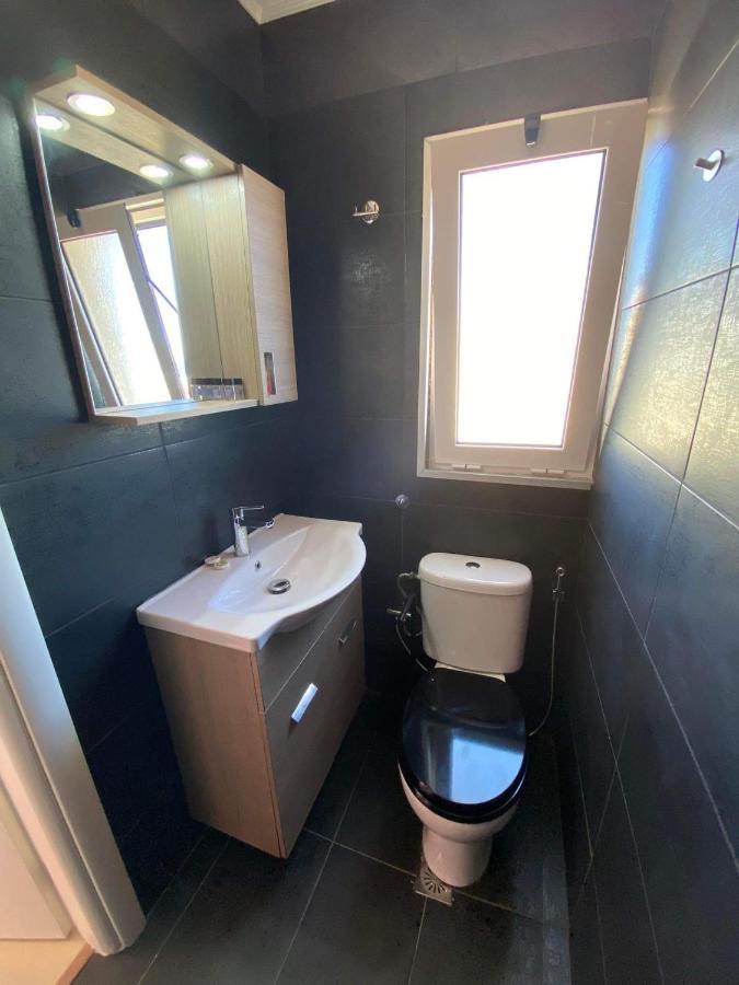 Lavrio 1Bdr Penthouse 7 Min On Foot From The Port Apartment ภายนอก รูปภาพ